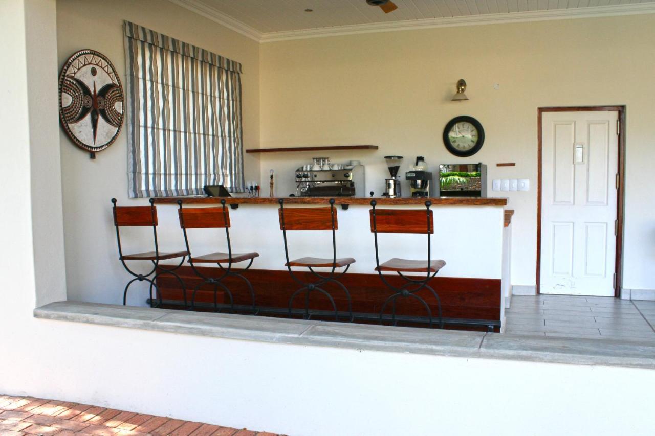 Batonka Guest Lodge Victoria Falls Exterior photo